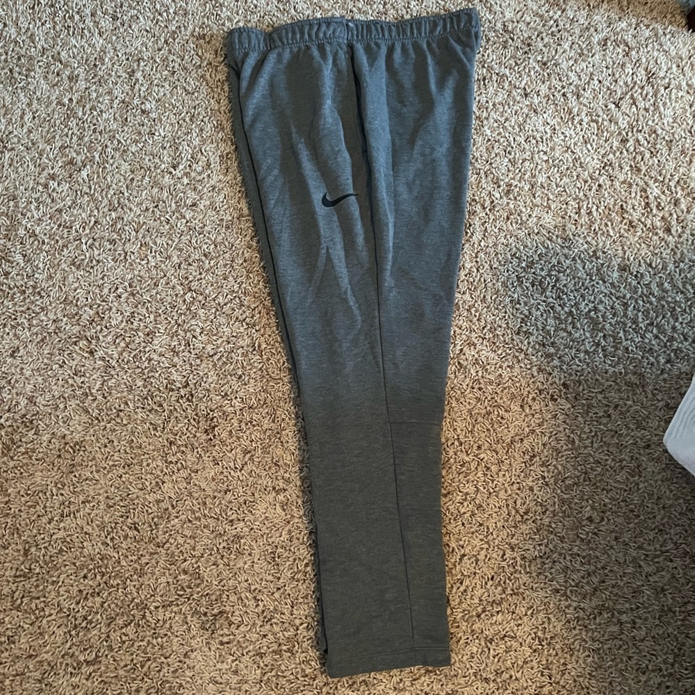 NWOT Men’s Nike Dri-Fit Lightweight Jogger Pants